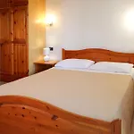 Aparthotel Cerra *