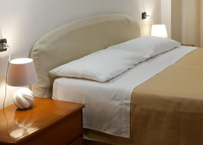 Cerra شقة فندقية أوترانتو